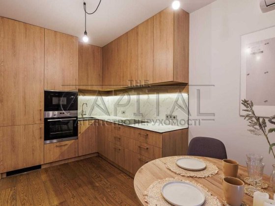 ПРОДАЖ 2-к квартира Центр Набережно-Рибальська Киев