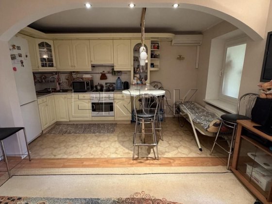 Продаж! 2кімн квартира з ремонтом Лифаря, Троещина