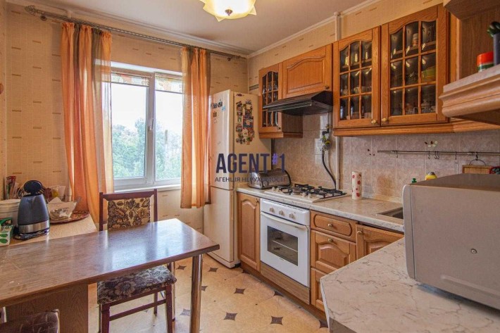 Продаж 2-кімн. квартири бул.Вацлава Гавела 32, Київ, Відрадний, 5/9 поверх. - фото 1