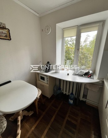 Продаж 1к квартири 32 м² на вул. Верховинна, метро Житомирська - фото 1