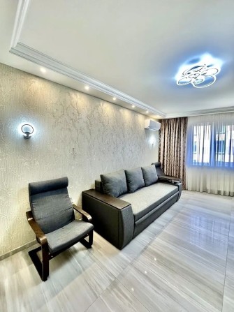 Продам стильну 3-кімнатну квартиру з ремонтом ЖК Оболонь Скай - фото 1