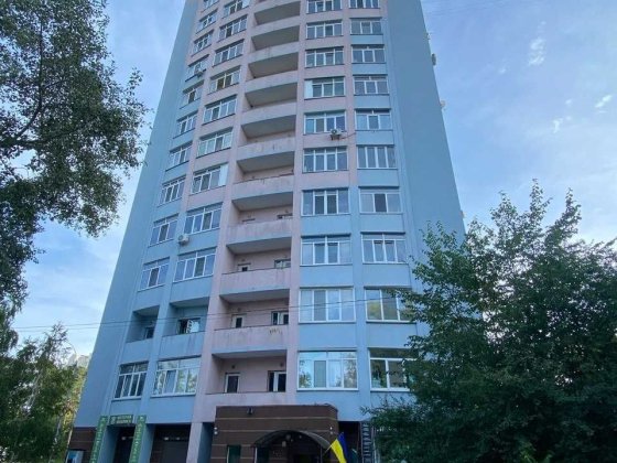 Продам 2-х кімнатну квартиру
