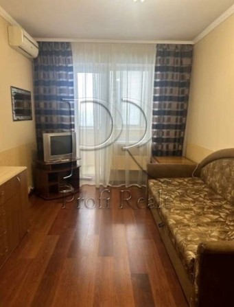 Продаж 1 кімн. квартири за адресою вул. Кікабідзе 4/Булгакова /Святошино - фото 1