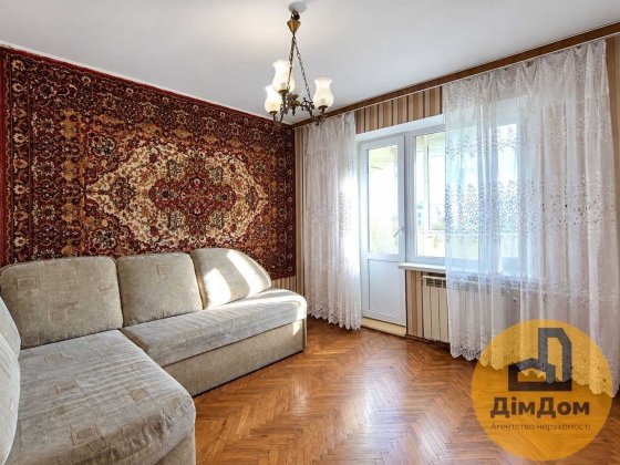 Продаж 1-кімнатної квартири, вул. Леоніда Бикова 5, Деснянський р-н
