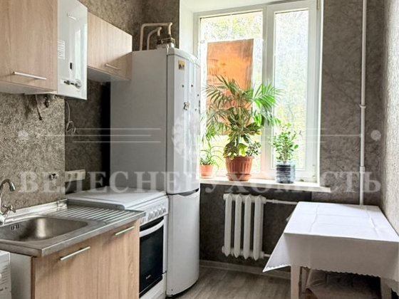 Продаж АВТОНОМНОЇ 2к кв вул. Перемоги Сертифікати