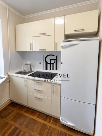 Продаж 1к квартира  вул. Верховинна 80а, Святошин, Київ - фото 1