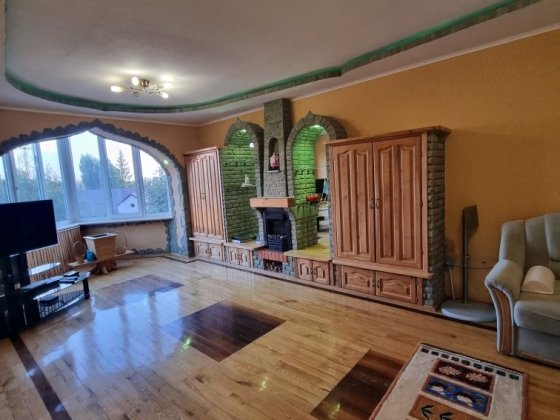 Продаж 2-кімнатної квартири, вул. Хмельницька, 10, метро Святошин