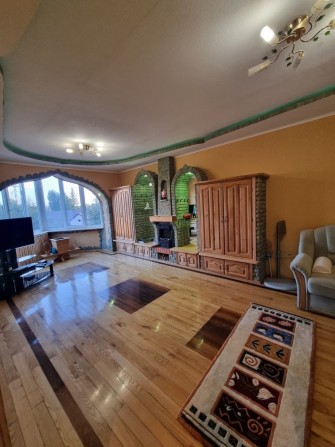 Продаж 2-кімнатної квартири, вул. Хмельницька, 10, метро Святошин - фото 1