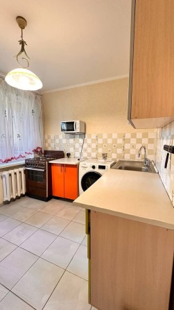 Продаж 1 кімнатної квартири  вул. Чистяківська, 15, поруч з метро Нивки Святошин - фото 1