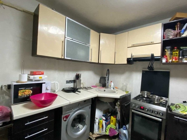 Продам 2кімнатну Борщагівка Зодчих 32 1\16п 54\32\8 під ремонт - фото 1