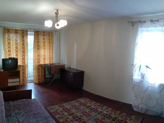 3к.р. бульвар Вернадського 71а.метро Академ містечко