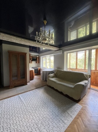 Продам 2к квартиру на Нивках - фото 1