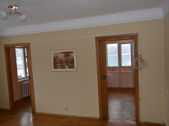 Продам 4-х кімн. квартиру Оболонський р-н, вул. Полярна 5-А