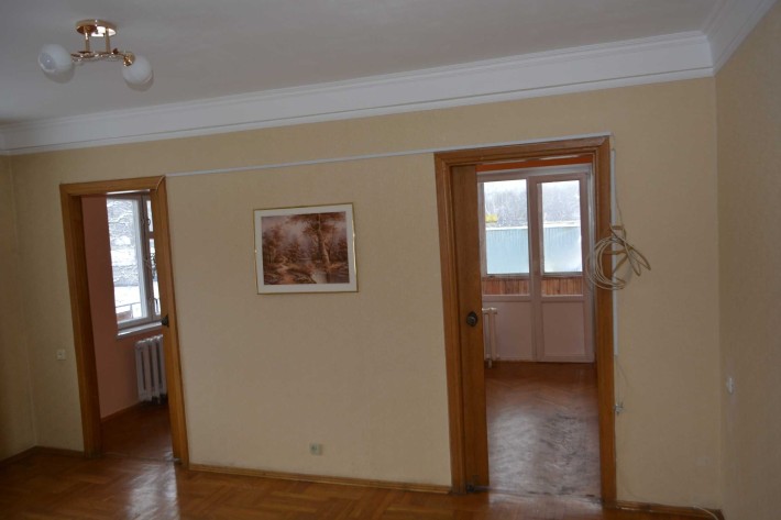 Продам 4-х кімн. квартиру Оболонський р-н, вул. Полярна 5-А - фото 1