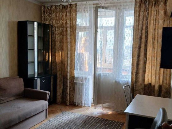 однокімнатна квартира Соломяньска 22