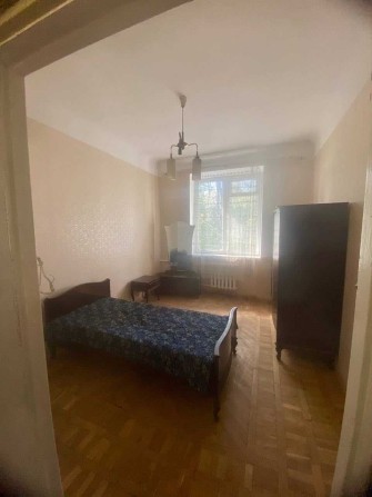 Продаж 3-кімнатної квартири в монументальній «сталінці» — вул. Івана Світличного, 4 (Солом'янський р - фото 1