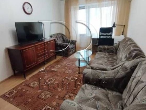 Продаж 2 кімн. квартири за адресою вул. Уманська 43\26