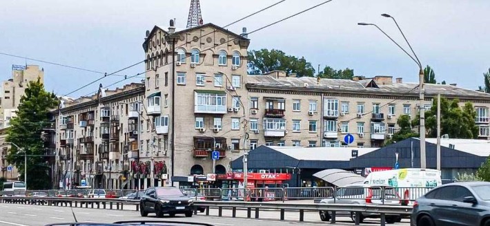 Продаж 3 кім. квартири, пр-т Берестейський, С.М. "Шулявська", 90 м2. - фото 1