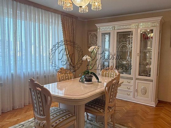 Продаж 3-кімн. квартири на Оболоні - вул. О.Архипенка, 2/12