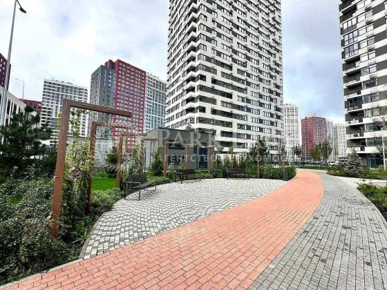 Продаж 2к квартири ЖК Варшавський 3 на Європейського Союзу
