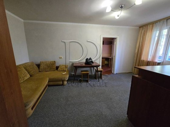 Продаж 2 кімн. квартири вулиця Донця 26