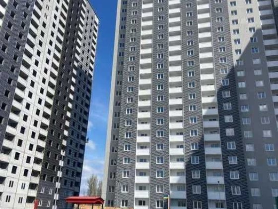 Видова 1-к в ЖК «Деснянський» 48,56 м², з ремонтом, без комісії. Власна котельня