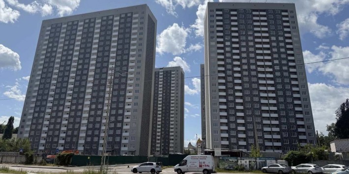 Продаж 1-к квартири вул. Сім'ї Кульженків 21 - фото 1