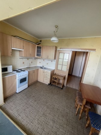 Продаж вул. Мілютенка, 28в, простора 1 к.кв. 52 кв.м - фото 1
