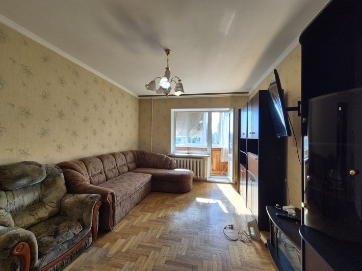 Продаж 2к квартира 49квм Прирічна 29 метро Героїв Дніпра - фото 1