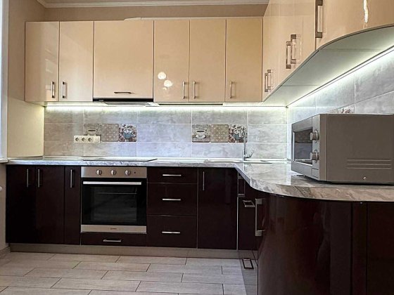 Продаж! Простора та затишна 1-кімнатна квартира в ЖК «Академ Парк» 45,1 м² комфорту, сучасний ремонт Киев
