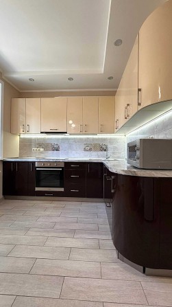 Продаж! Простора та затишна 1-кімнатна квартира в ЖК «Академ Парк» 45,1 м² комфорту, сучасний ремонт - фото 1