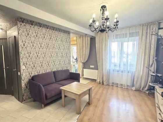Продаж 3-кімнатної квартири на Лісовому масиві, просп. Лісовий, 25а (Маршала Ворошилова) Киев