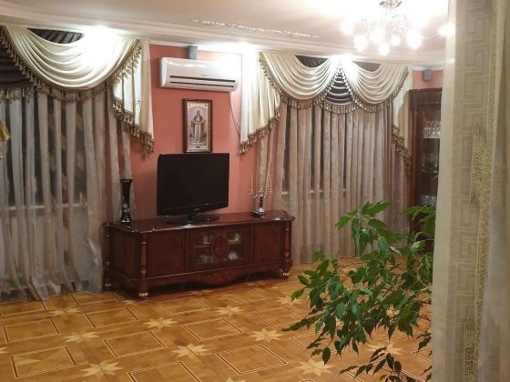 Продаж 5-к квартири вул. Драгоманова 17 Киев