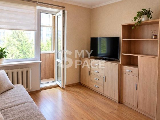 Продаж 2к квартири 45 м² Оболонь Левка Лук'яненка 1Г метро