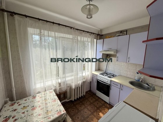 Продам 1к квартиру біля метро Нивки. Щербаківського 55а