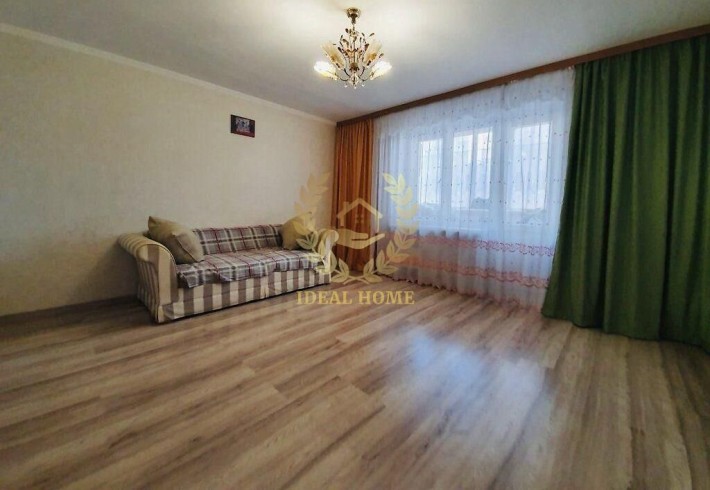 Продаж 4к квартири 86 кв. м на вул. Автозаводська, Оболонський р-н, Пріорка - фото 1