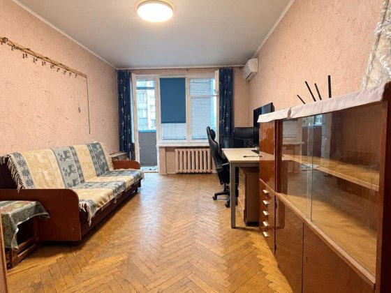 Без % 1к (29м2) Лісовий просп., 17 Ст.М. Чернігівська Юність
