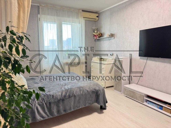 Продам двокімнатну квартиру в ЖК Крістер Град - фото 1