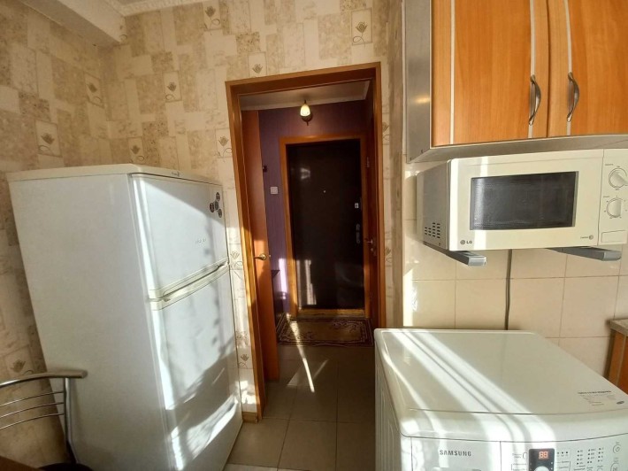 Продам гарненьку 1кімнатну квартиру на метро Оболонь - фото 1