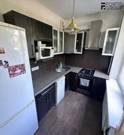 Продається 2- х квартира по вул. Олексіївська 10 Солом'янський район - фото 1