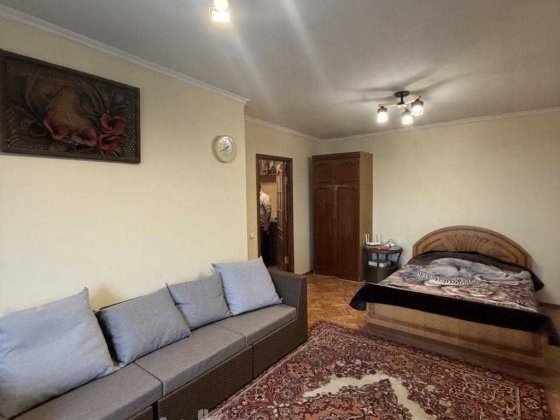Продаж квартири 2к Ушакова Миколи, 34 Київ