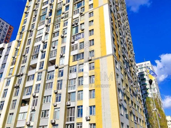 Продаж 2-кімнатної квартири в ЖК “Грюнвальд”, вул. Клавдіївська, 40д