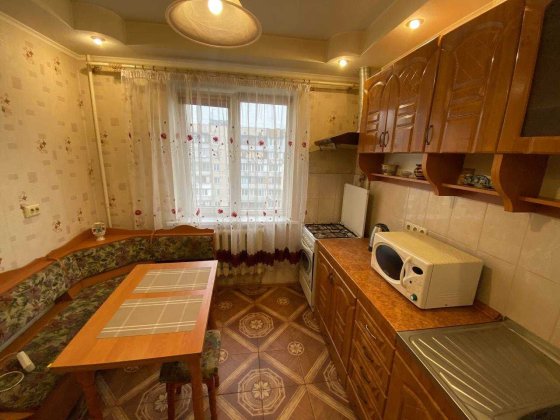 Продам 3-кімнатну квартиру, просп. Володимира Івасюка, 42, Оболонь