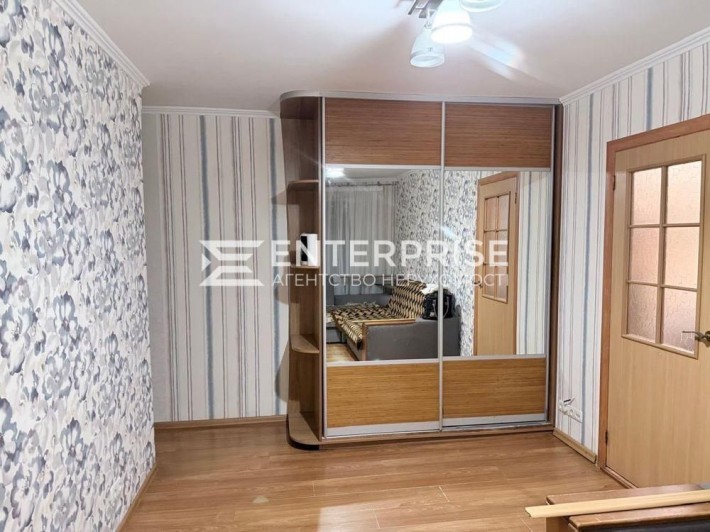 Продаж 3к квартири, метро Святошин, просп. Берестейський Держпрограми - фото 1