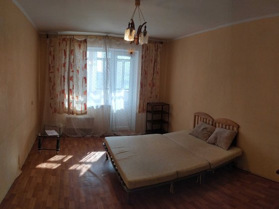 Продам 1-кімнатну кв-ру (не готелька) Троєщина, Закревського вул, цегла, газ.