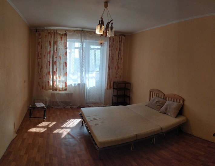 Продам 1-кімнатну кв-ру (не готелька) Троєщина, Закревського вул, цегла, газ. - фото 1