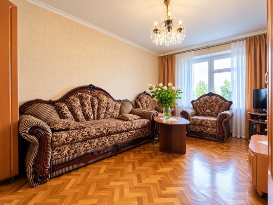 Продаж трикімнатної на Левіцького (Курчатова) Лісовий масив