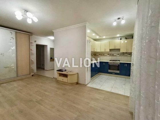 Продам 3-х кімнатну квартиру. 63квм. Газ. Держпрограми. Неходи 5