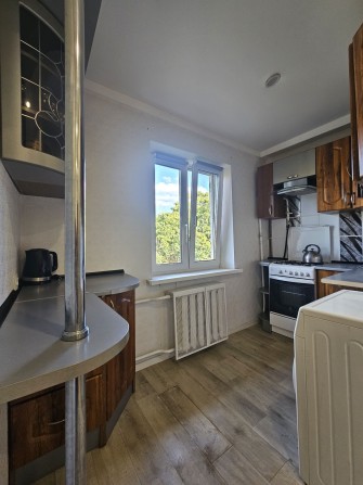 Продам 1 кімнатну метро Нивки - фото 1