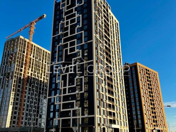 Продаж 3-кімнатної квартири в ЖК Варшавський 4,  будинок 12.2